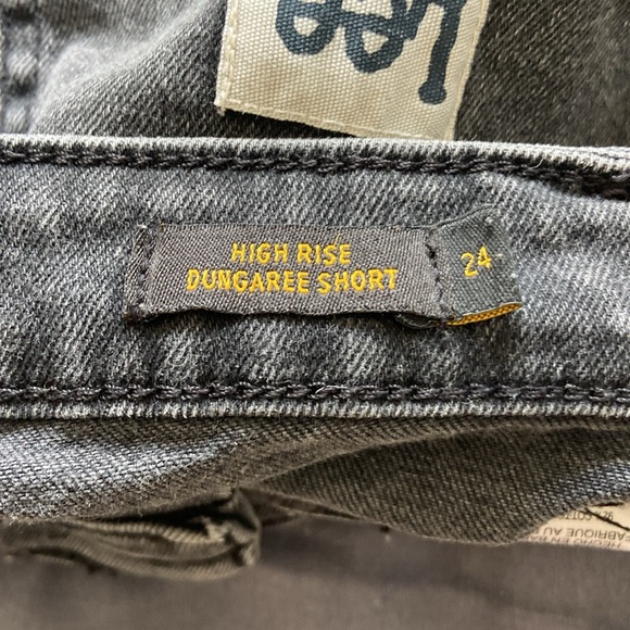 Lee jean shorts (NWT) - Picture 3 of 4